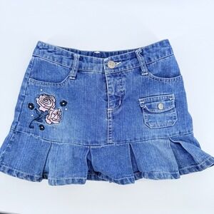 Radio Disney Denim Skirt Girls Size‎ 8 Blue Jean Pleated Floral Applique